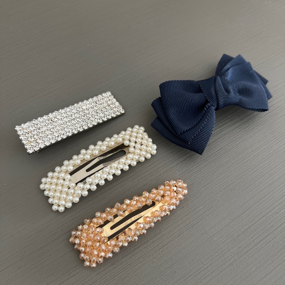 Hair clips